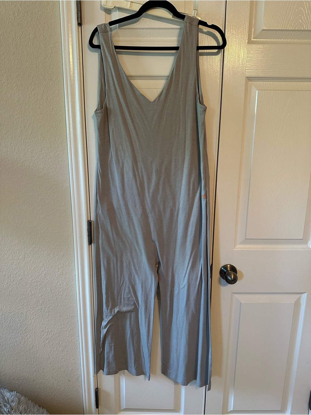 lunya Light Gray Sleeveless V-Neck Wide-Leg Jumpsuit